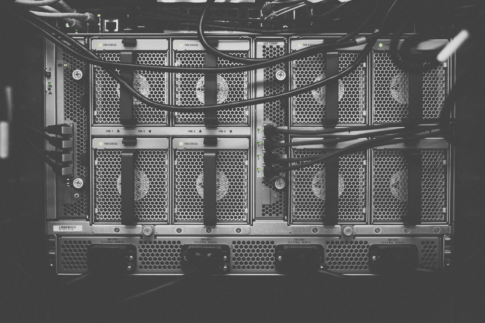 Network cabling inside an enterprise data centre